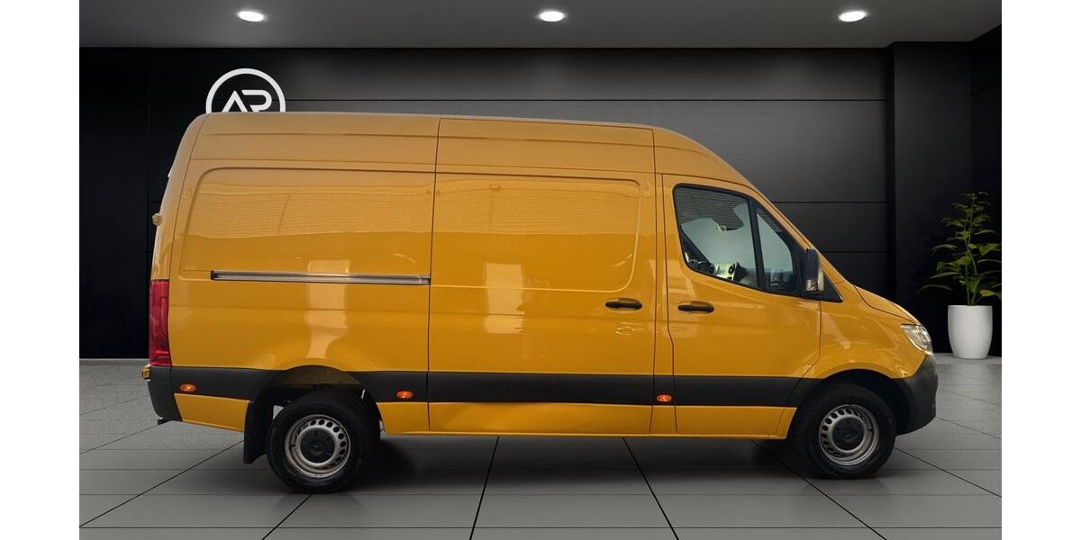 Mercedes-Benz Sprinter 196.706 km 22.950 &euro; Bochum 44866