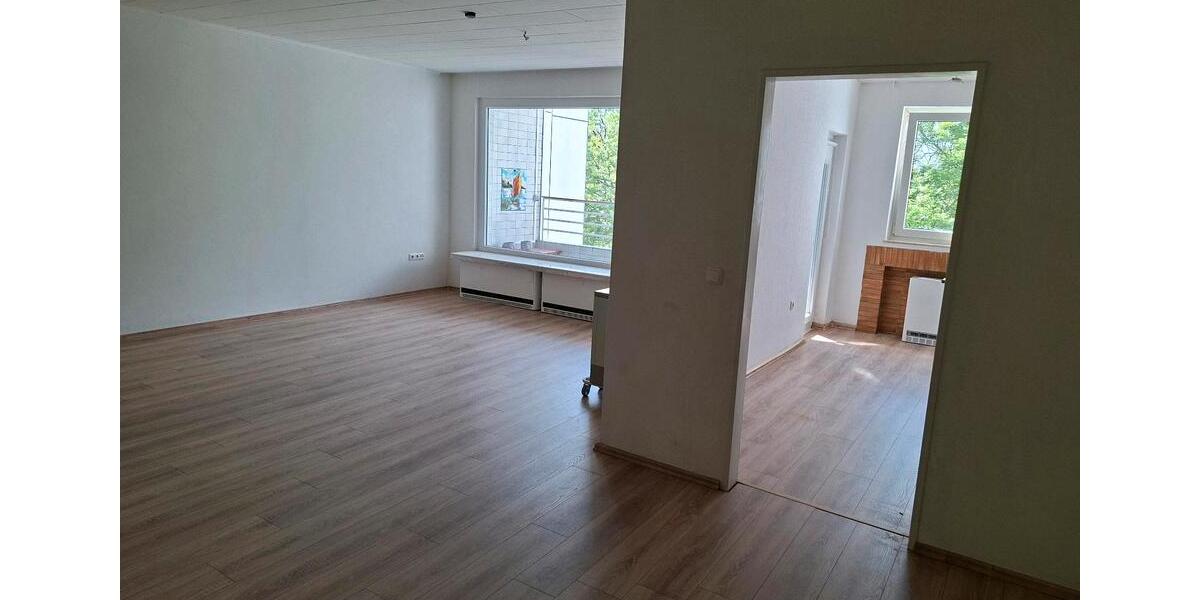 Etagenwohnung Bochum Günnigfeld - 4 Zimmer, 104 m&sup2;, 1.150&euro; | Angebot:26521887