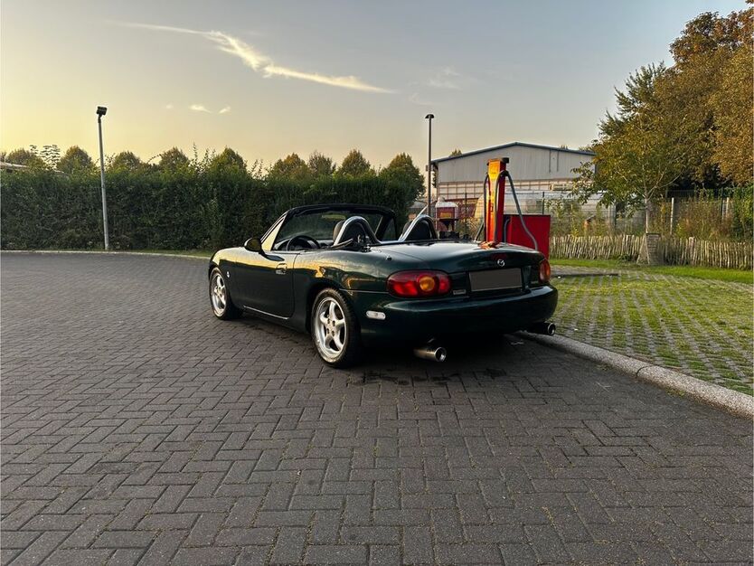 Mazda MX-5 192.000 km 4.800 € Oer-Erkenschwick 45739