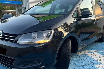 VW Sharan 172.956 km 8.850 &euro; Bochum 44807
