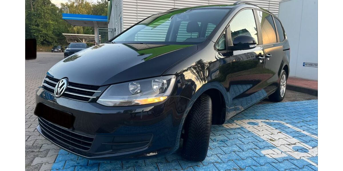 VW Sharan 172.956 km 8.850 &euro; Bochum 44807