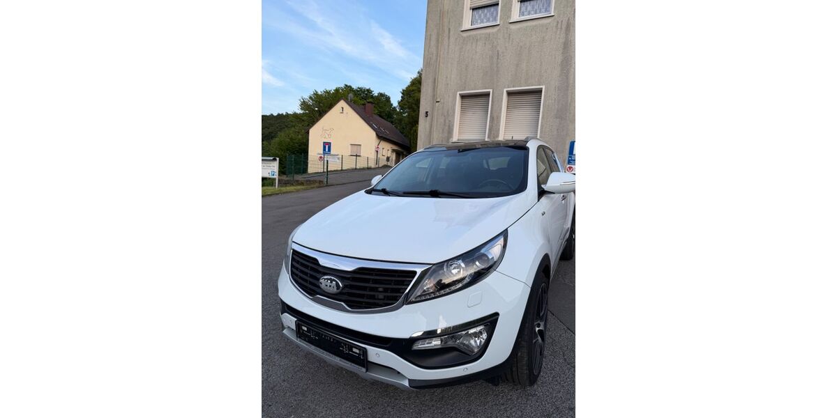 Kia Sportage 256.000 km 6.980 &euro; Hemer 58675