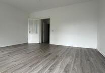 Charmante AltbauWohnung mit Stil! Bezugsfrei ab 01.08.2025