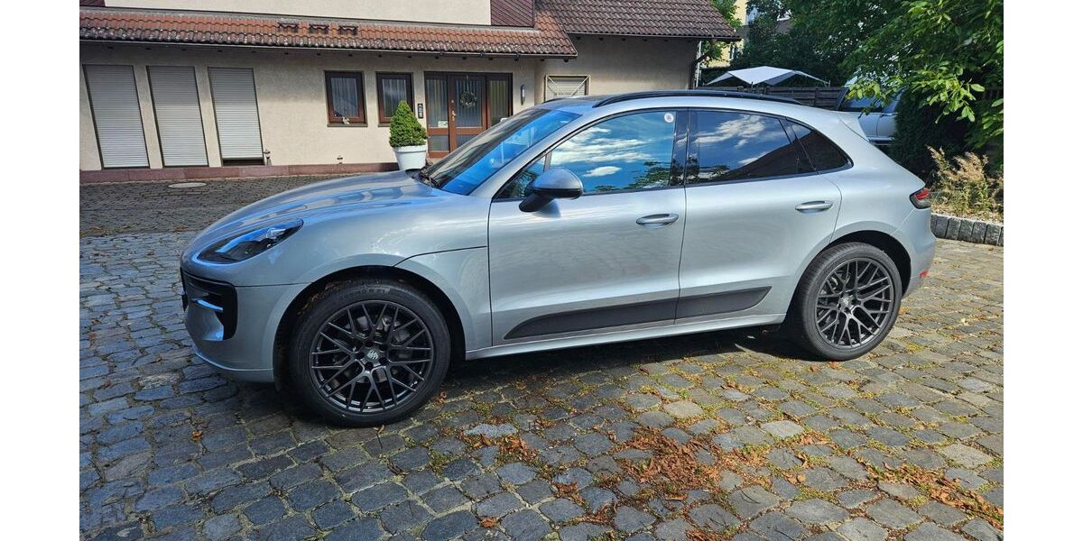 Porsche Macan 90.000 km 44.700 &euro; Dortmund 44143