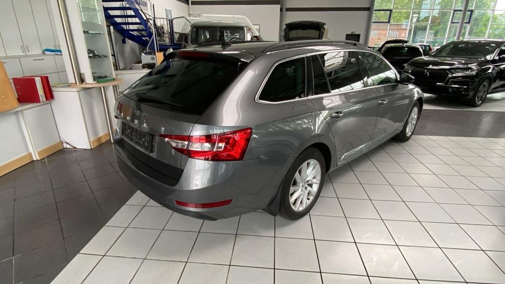 Skoda Superb 41.500 km 25.000 &euro; Gelsenkirchen 45892