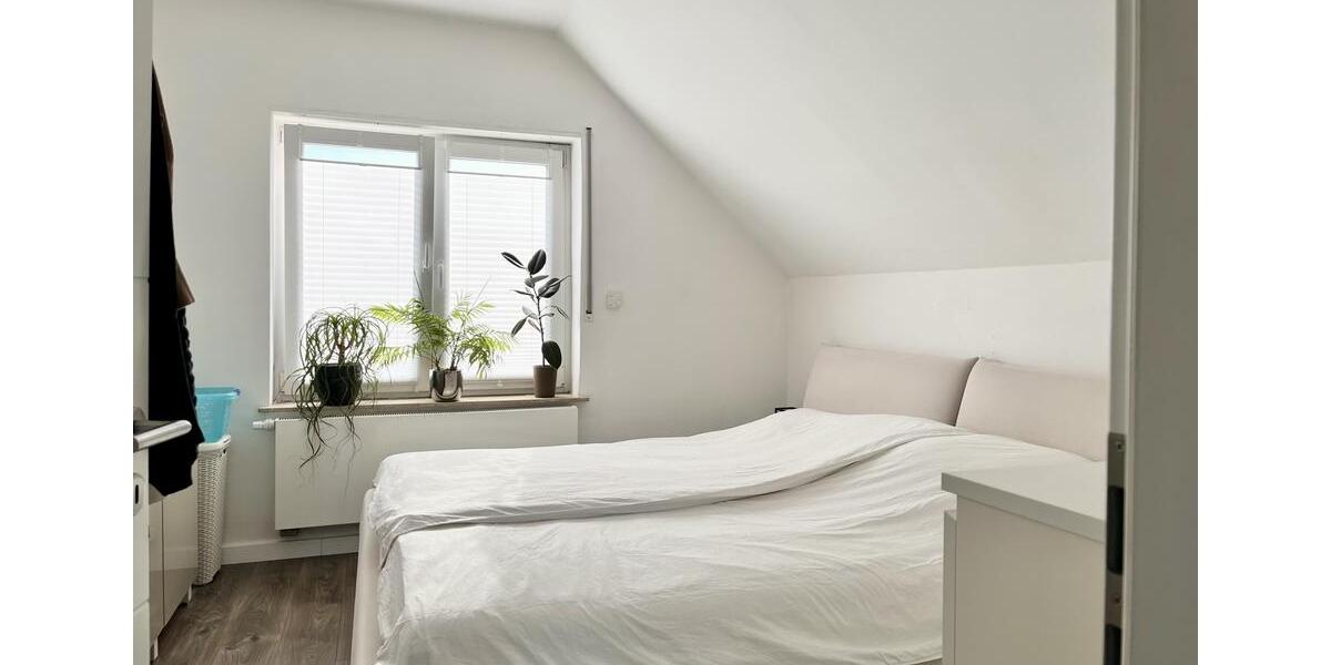 Dachgeschoßwohnung Dortmund Hombruch - 2 Zimmer, 65 m&sup2;, 715&euro; | Angebot:26453764