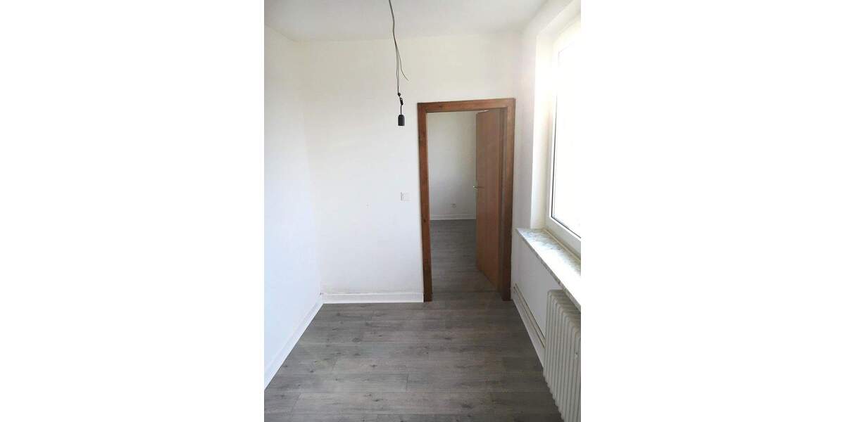Etagenwohnung Witten Mitte - 3 Zimmer, 90 m&sup2;, 790&euro; | Angebot:25716417
