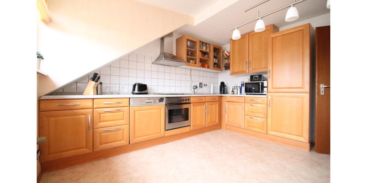 Dachgeschoßwohnung Bochum Altenbochum - 2.5 Zimmer, 60 m&sup2;, 605&euro; | Angebot:25933009