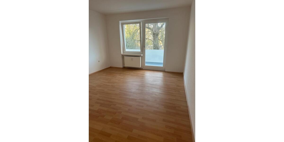 Etagenwohnung Dortmund Gartenstadt - 3 Zimmer, 82 m&sup2;, 999&euro; | Angebot:25930828
