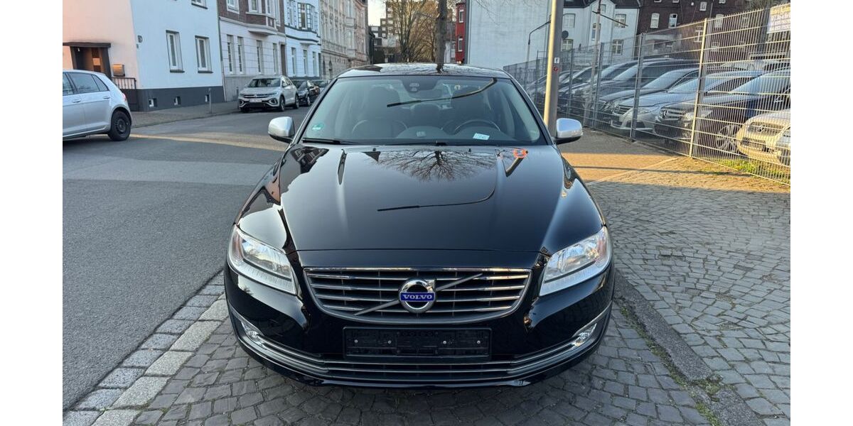 Volvo S80 123.000 km 14.799 &euro; Gelsenkirchen 45879