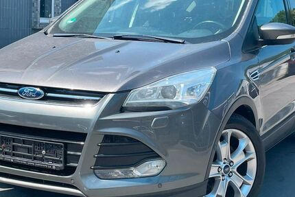 Ford Kuga 131.981 km 5.500 &euro; Gelsenkirchen 45884