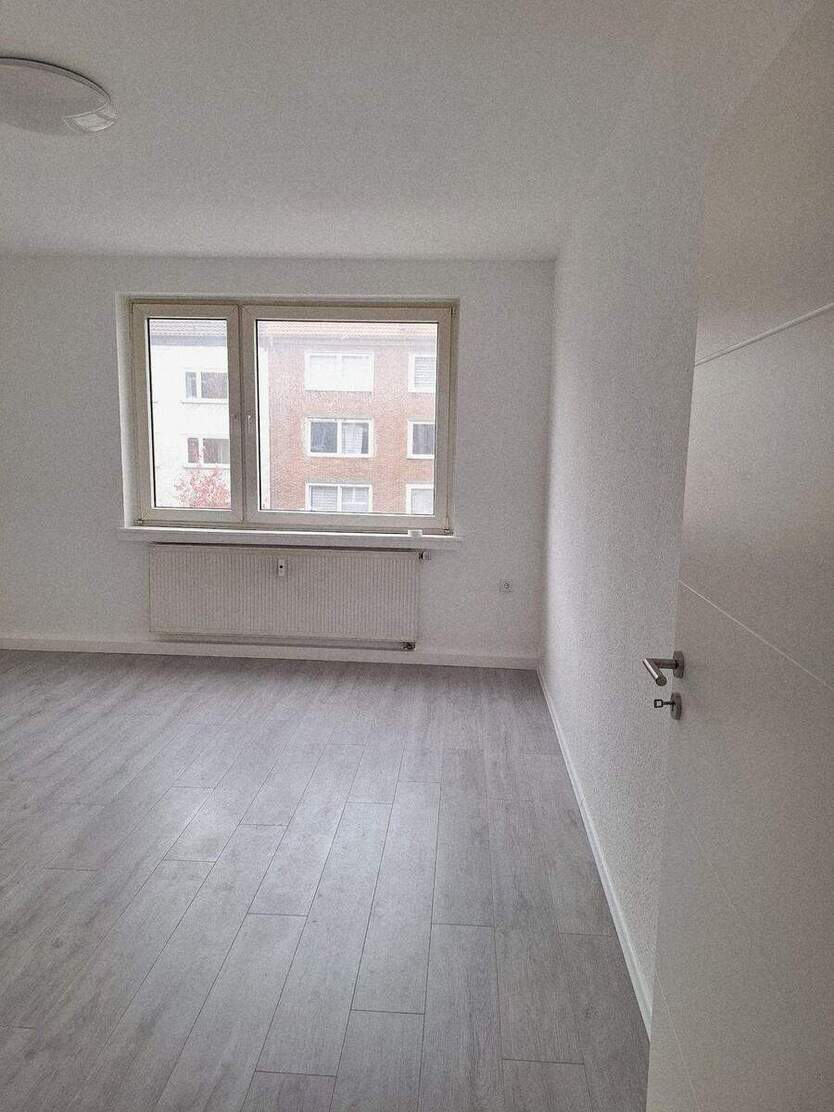 renovierte citynahe Wohnung - WG geeignet 5 zimmer