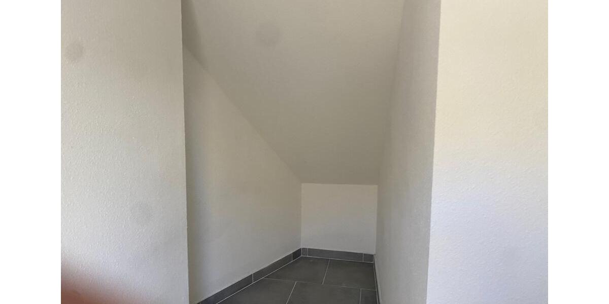 Dachgeschoßwohnung Dortmund Mengede - 3 Zimmer, 53 m&sup2;, 700&euro; | Angebot:26396483