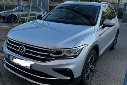VW Tiguan 61.000 km 22.999 &euro; Bochum 44791