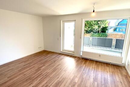 Vollst. renov. 2-Zi.-Whg. m. EBK, Südbalkon - PROVISIONSFREI! 2 zimmer