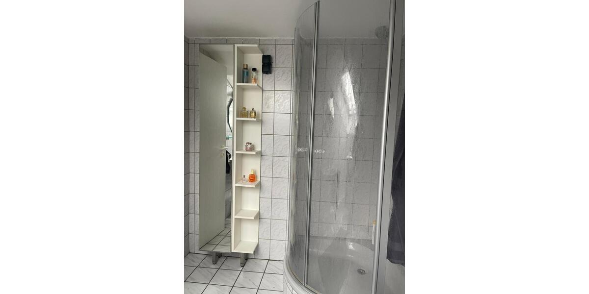 Dachgeschosswohnung 1 zimmer