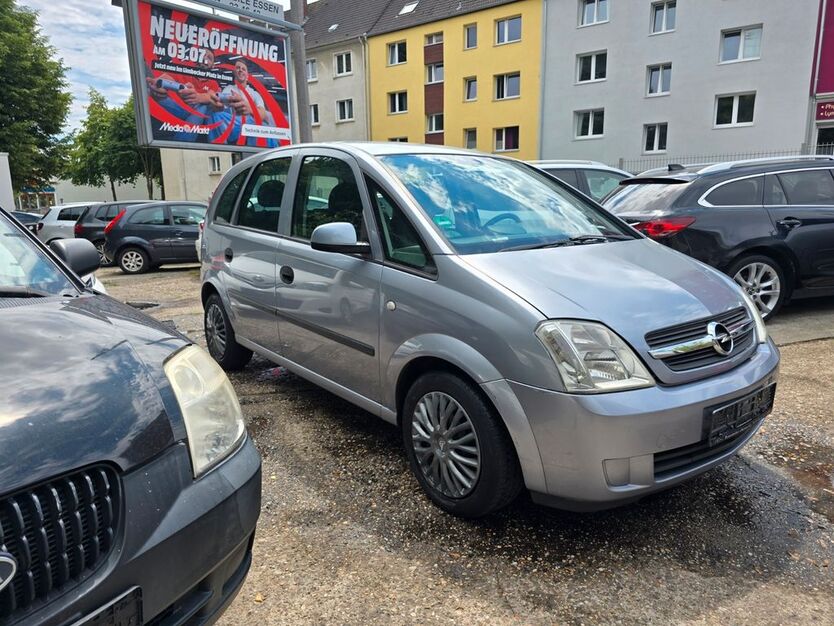 Opel Meriva 177.000 km 2.500 € Essen 45144