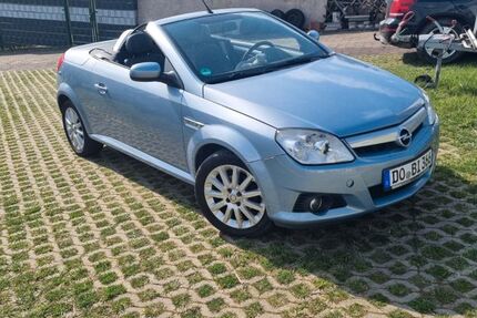 Opel Tigra 122.900 km 1.500 &euro; Dortmund 44369