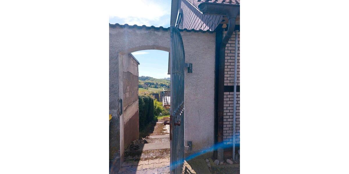 Einfamilienhaus Hemer - 8 Zimmer, 216 m&sup2;, 235.000&euro; | Angebot:27179638