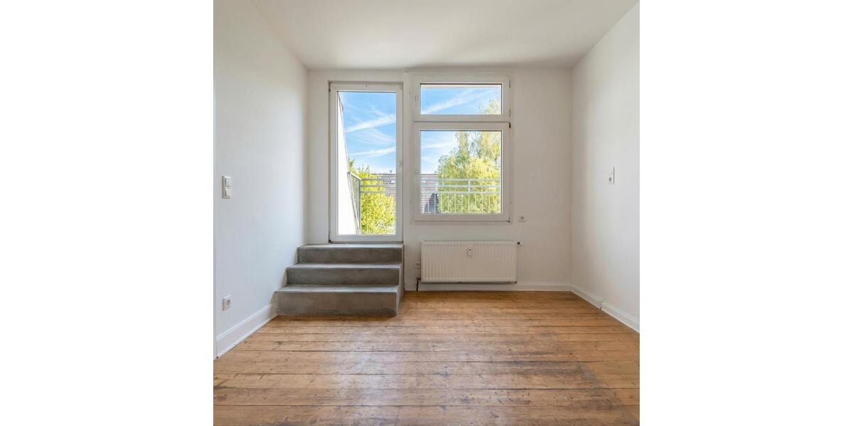 Dachgeschoßwohnung Dortmund Innenstadt Nord - 5 Zimmer, 122 m&sup2;, 300&euro; | Angebot:24508410