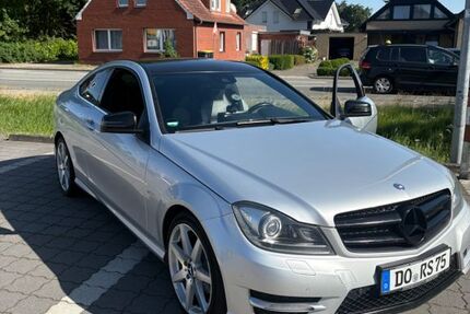 Mercedes-Benz C 250 270.300 km 8.999 &euro; Dortmund 44137