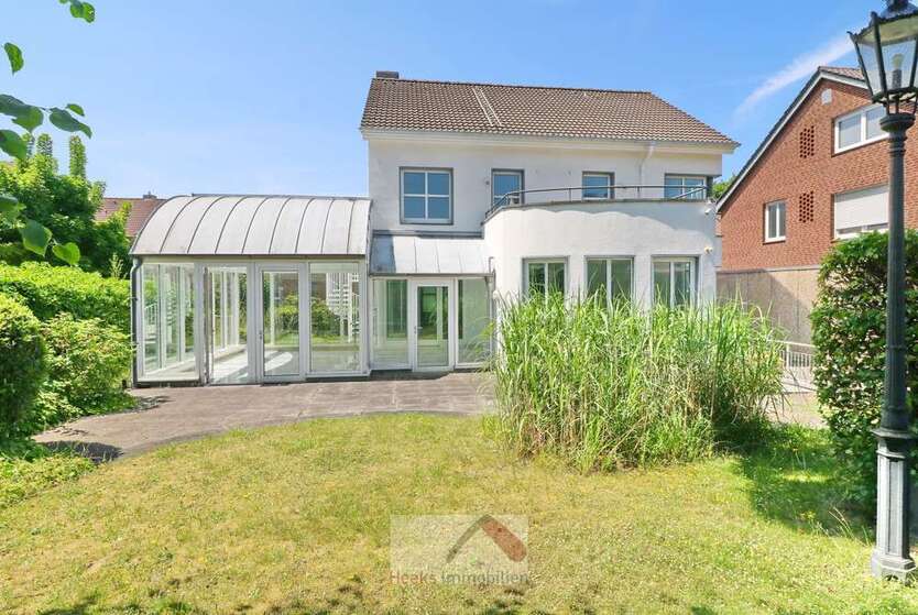 Haus zum Kaufen in Marl 600.000 € 157.01 m²
