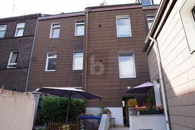 ATTRAKTIVE INVESTITIONSCHANCE MIT SOLIDER RENDITE 16 zimmer