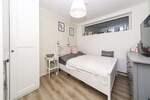 Hochwertige Erdgeschosswohnung mit Garten in kernsaniertem 3-Familienhaus 4 zimmer
