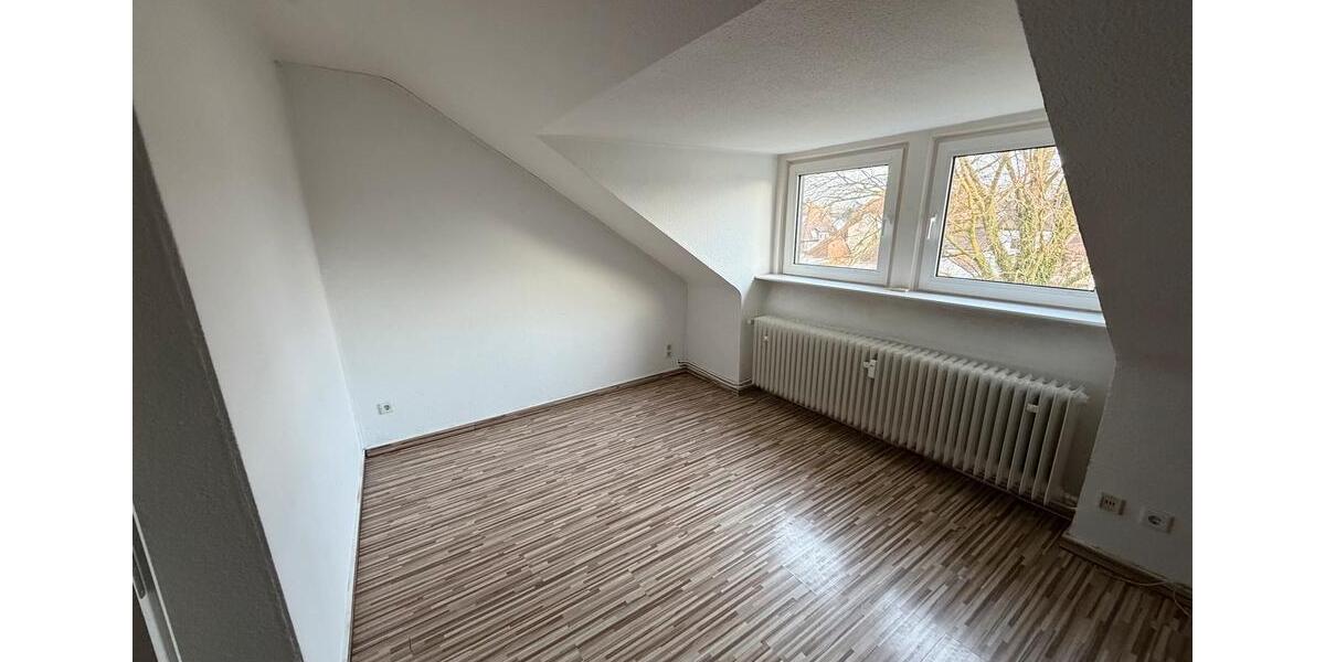 Dachgeschoßwohnung Gelsenkirchen Resse - 3.5 Zimmer, 79 m&sup2;, 570&euro; | Angebot:25173088