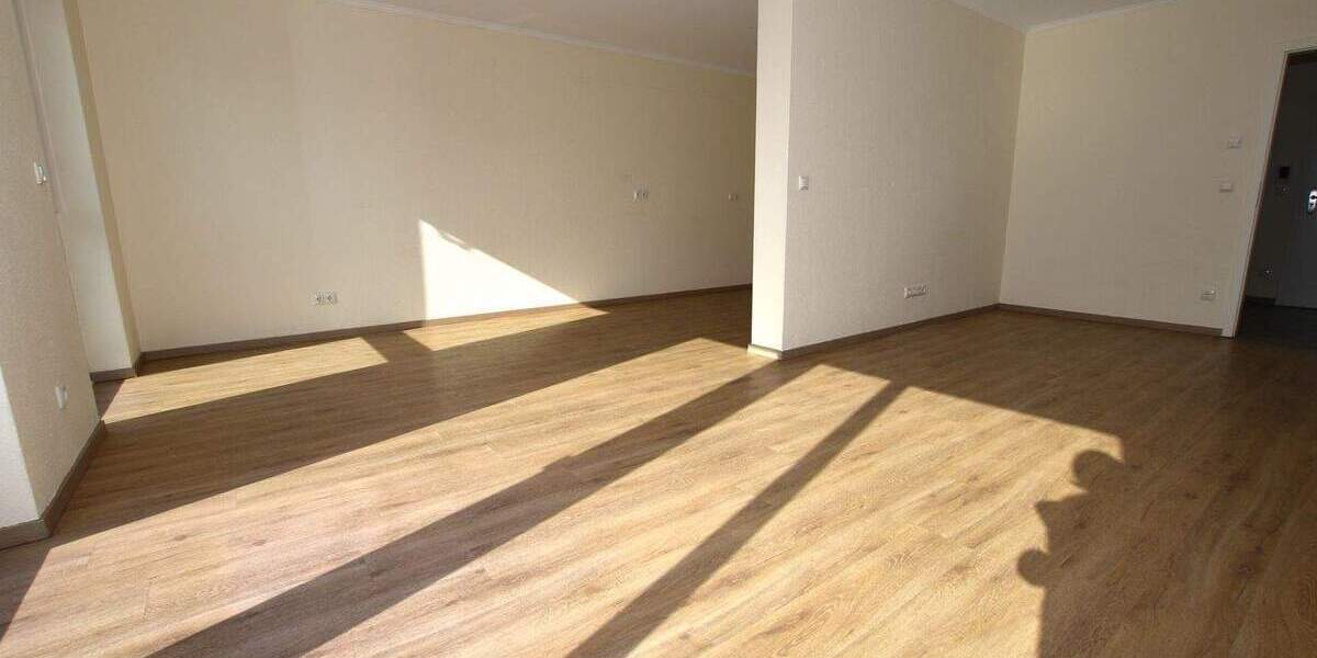 Etagenwohnung Hemer - 2 Zimmer, 83 m&sup2;, 995&euro; | Angebot:25729881