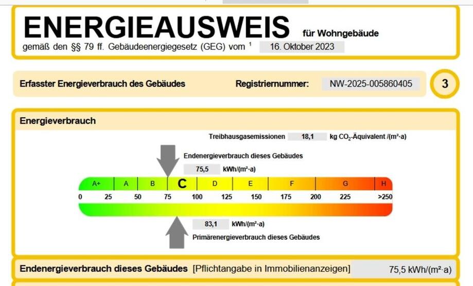 Attraktive Doppelhaushälfte mit großzügig geschnittenen Räumen