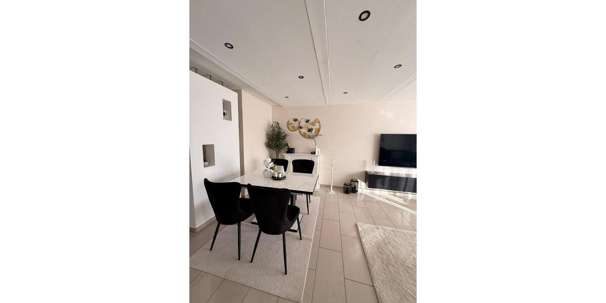 Dachgeschoßwohnung Schwerte - 3.5 Zimmer, 72 m&sup2;, 229.000&euro; | Angebot:25568103