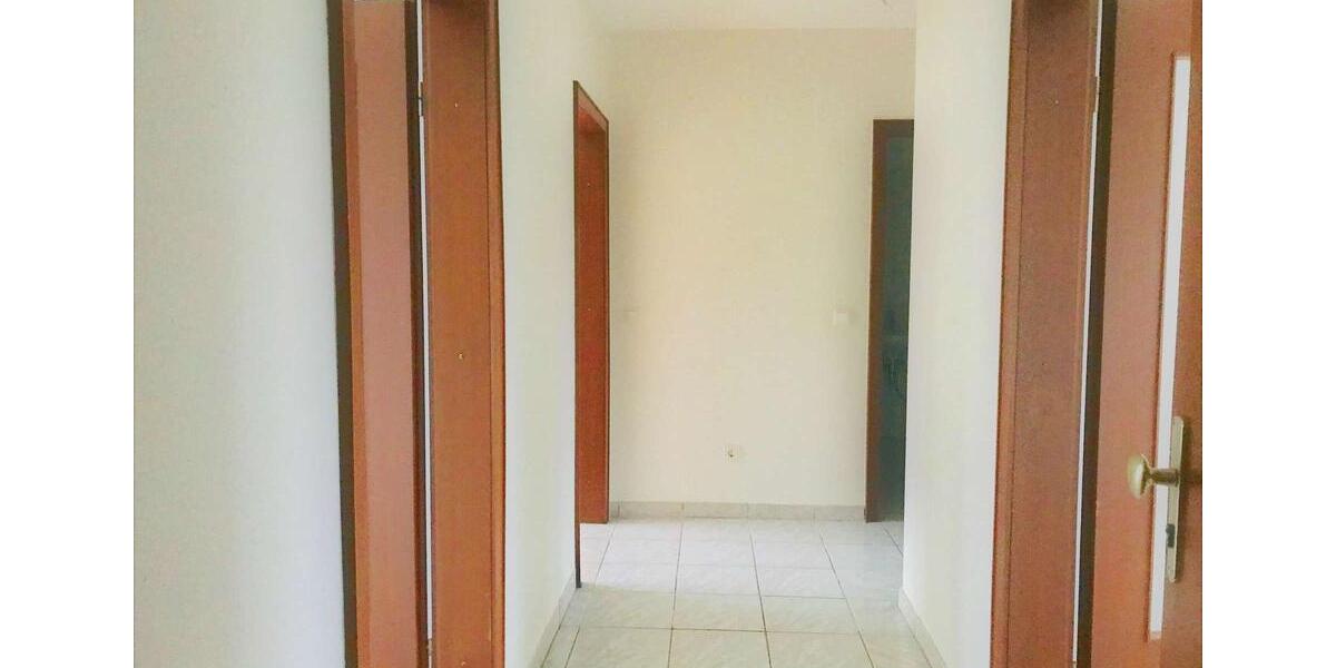 Großzügige 3-Zimmer-Wohnung mit Balkon in ruhiger Lage von Brambauer. 3 zimmer