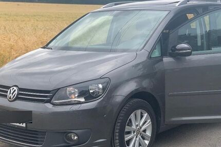 VW Touran 147.000 km 6.699 &euro; Herne 44628