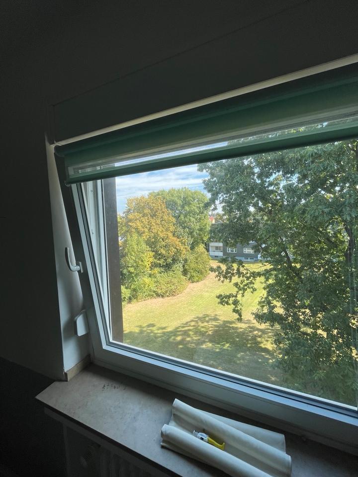 Sonnige kernsanierte 4 Zimmerwohnung mit Balkon und Stellplatz