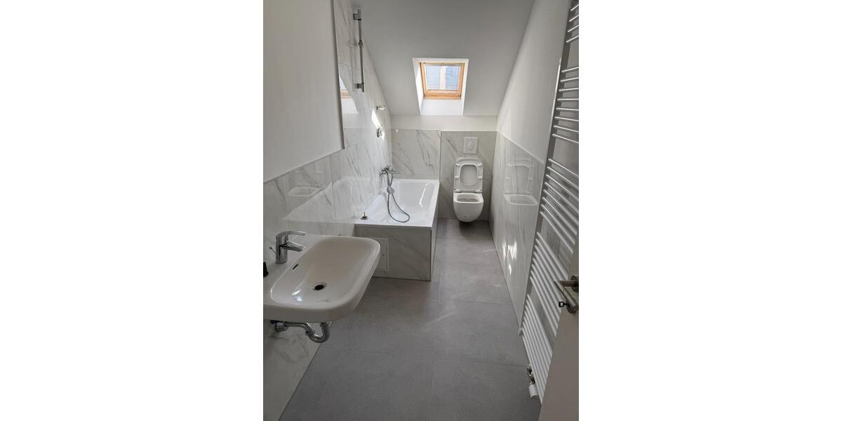 Dachgeschoßwohnung Dortmund Hörde - 3 Zimmer, 625 m&sup2;, 625&euro; | Angebot:24751898