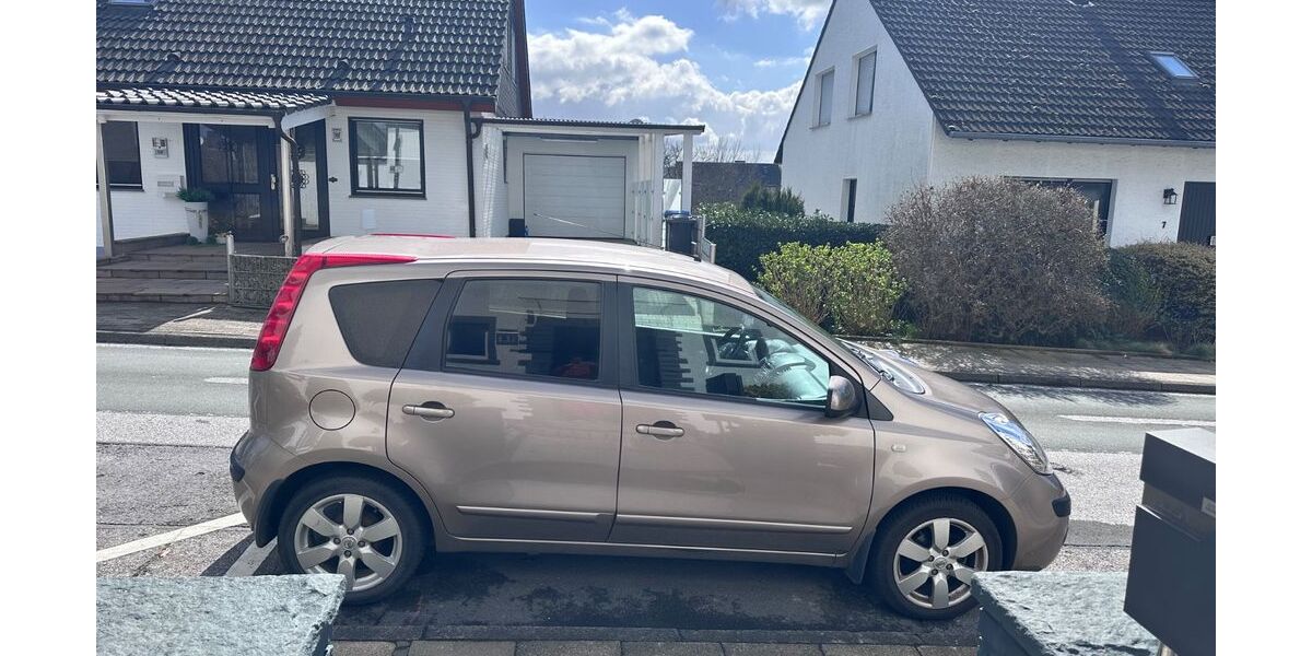 Nissan Note 130.758 km 4.350 &euro; Hattingen 45527