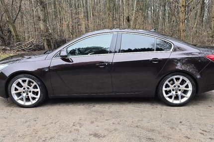 Opel Insignia 125.666 km 6.500 &euro; Marl 45772