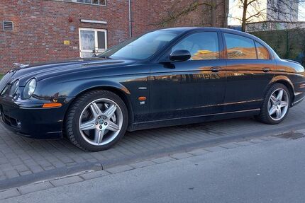Jaguar S-Type 198.000 km 7.500 &euro; Bergkamen 59192