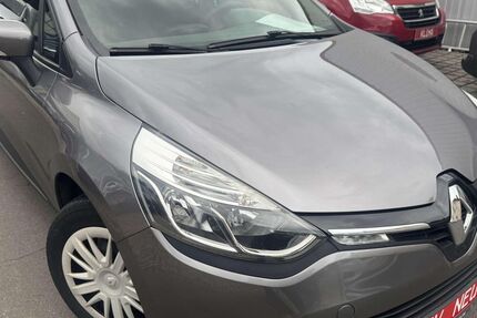 Renault Clio 81.000 km 6.699 &euro; Dortmund 44388