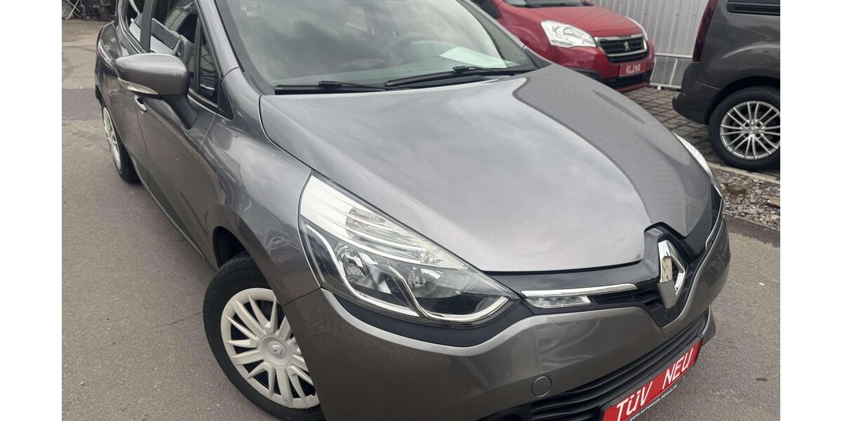Renault Clio 81.000 km 6.699 &euro; Dortmund 44388