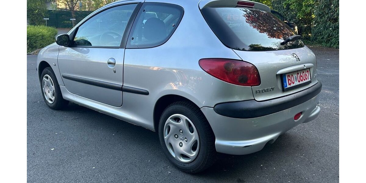Peugeot 206 164.000 km 999 &euro; Bochum OT Innenstadt 44809