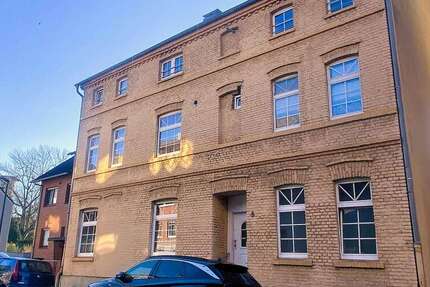 Haus zum Kaufen in Gelsenkirchen 399.730 € 300 m² 13 zimmer