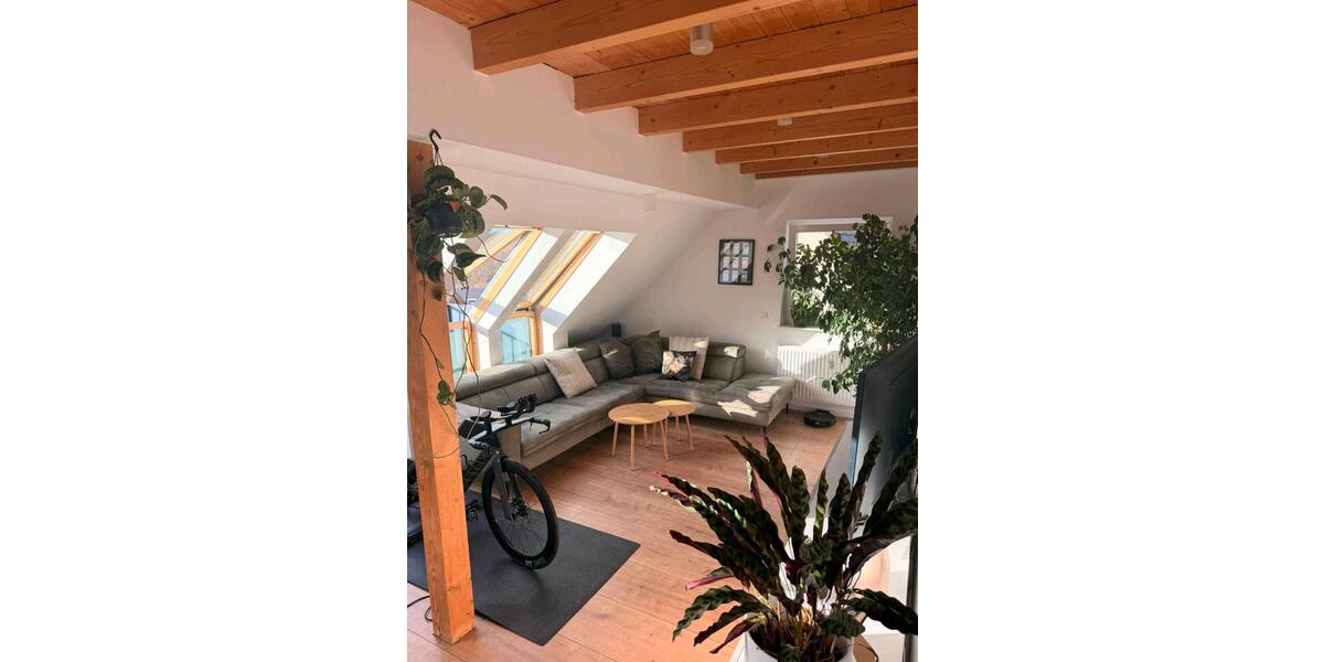 Dachgeschoßwohnung Dortmund Huckarde - 3.5 Zimmer, 60 m&sup2;, 800&euro; | Angebot:24846450