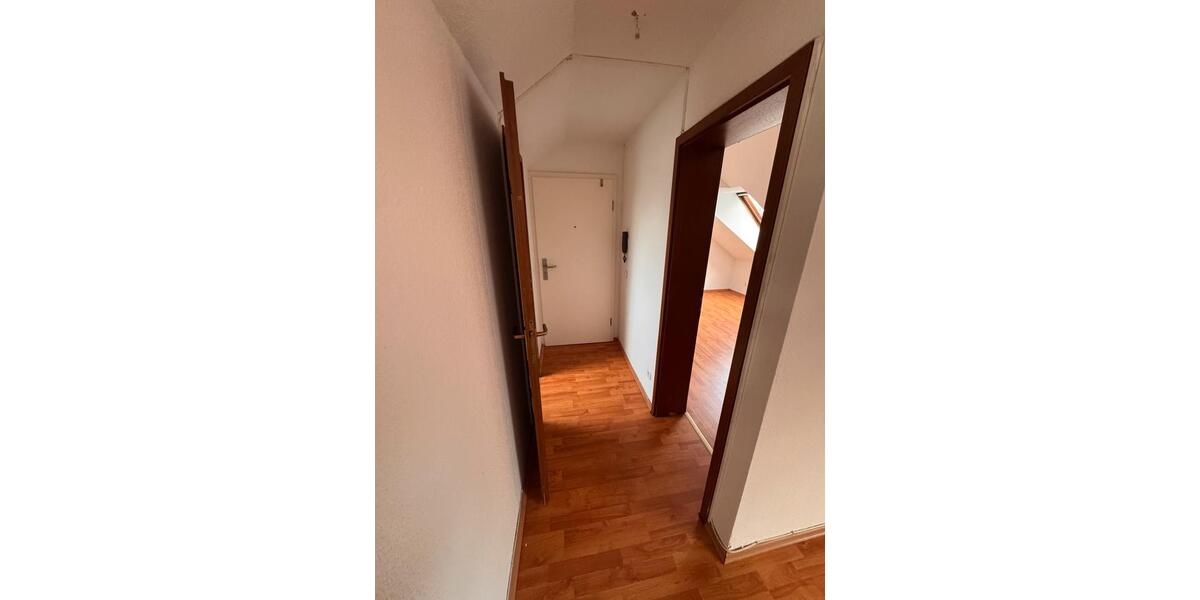 Dachgeschoßwohnung Herne Baukau - 2 Zimmer, 40 m&sup2;, 550&euro; | Angebot:24745910
