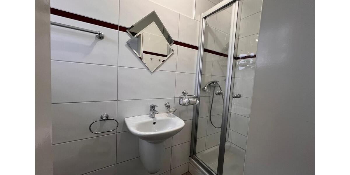 Doppelhaushälfte Iserlohn Sümmern - 3 Zimmer, 147 m&sup2;, 1.500&euro; | Angebot:26300804