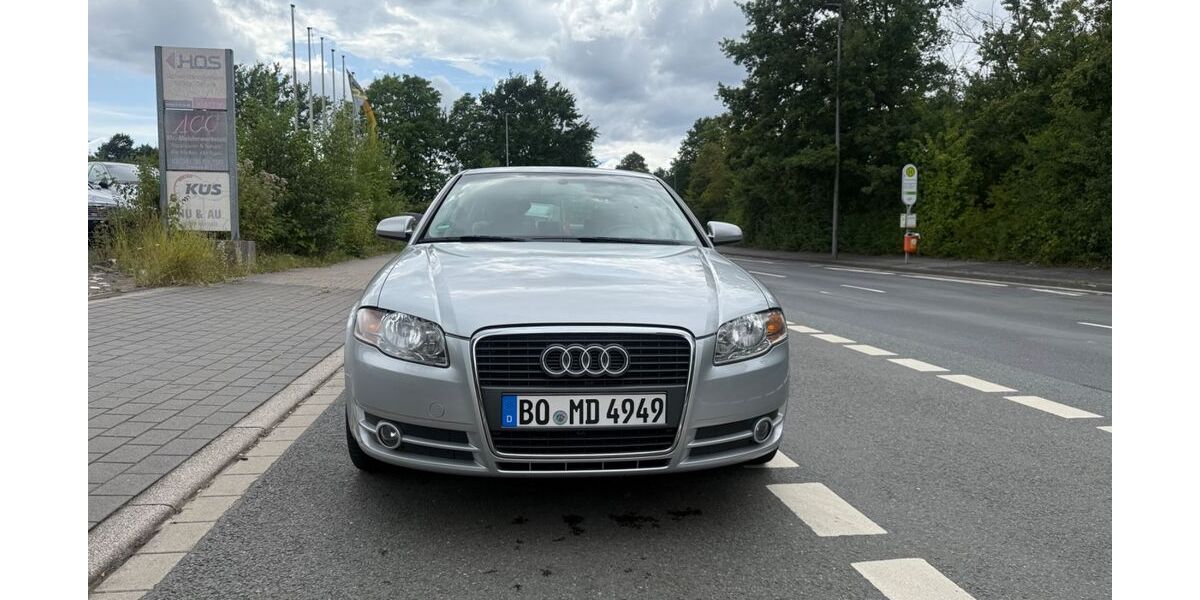 Audi A4 160.000 km 4.900 &euro; Bochum 44801