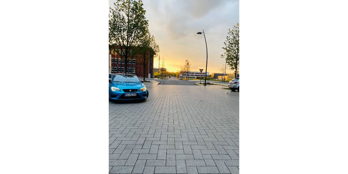 Seat Leon 157.000 km 18.000 &euro; Dortmund 44379