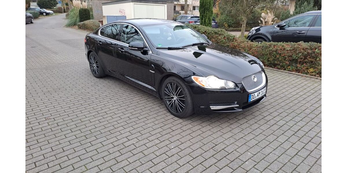 Jaguar XF 99.000 km 10.600 &euro; Dortmund 44265