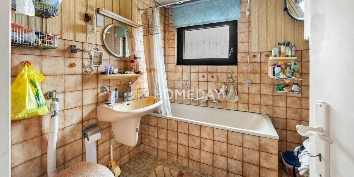 Reihenmittelhaus Recklinghausen König-Ludwig - 6 Zimmer, 125 m&sup2;, 415.000&euro; | Angebot:25702487